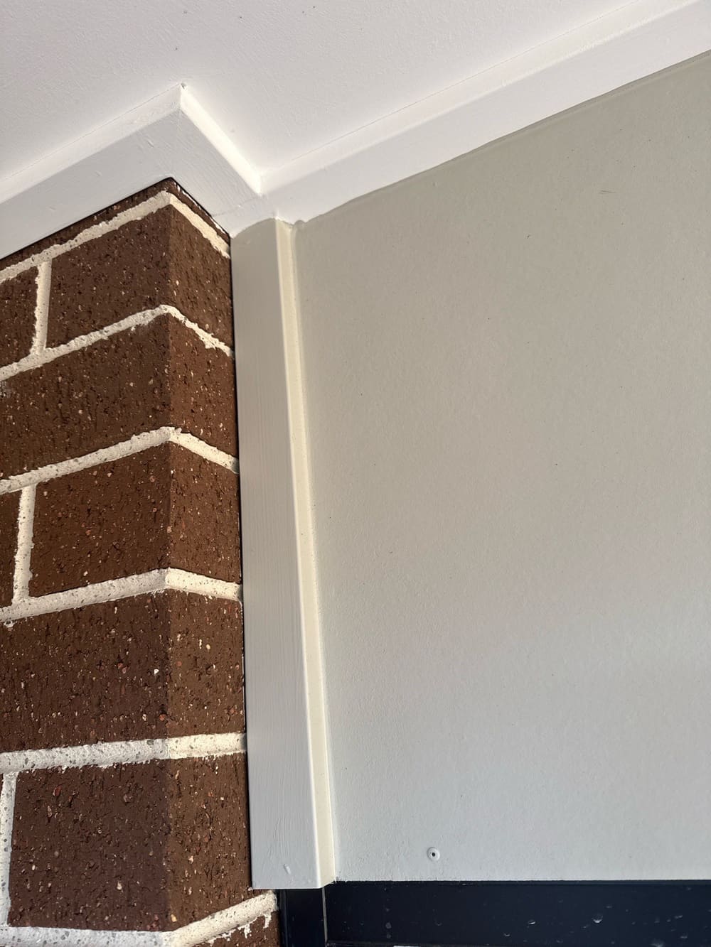 Cleaning required, recorded during a fixing inspection in Truganina